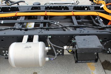 ���� ����E·�� �������Ͱ� 4.5T 4.2�׵��Ŵ��綯��դʽ�Ῠ100.46kWhͼƬ