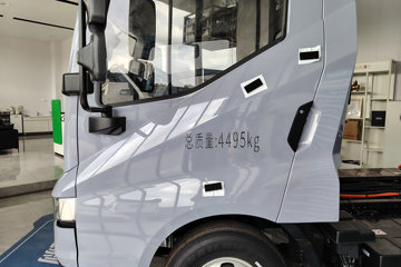 ���ǵ�T5 �Ƹ��� 4.5T 4.03�׵��Ŵ��綯��դʽ�Ῠ 132kWhͼƬ