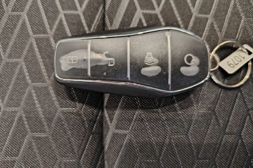 ���ǵ�T5 �Ƹ��� 4.5T 4.03�׵��Ŵ��綯��դʽ�Ῠ 132kWhͼƬ