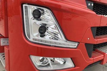 ���������콢KX ���߰� 14.5L LNG 630���� 6X4 ����14�� ǣ����ͼƬ