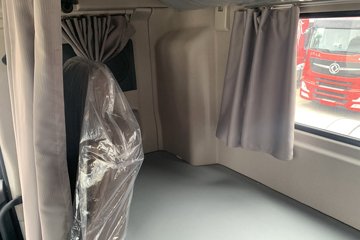 ���������콢KX ���߰� 14.5L LNG 630���� 6X4 ����14�� ǣ����ͼƬ