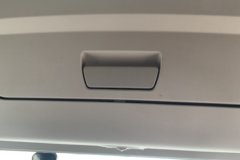 东风天龙旗舰KX 王者版 14.5L LNG 630马力 6X4 东风14档 牵引车 东风天龙旗舰KX 王者版 14.5L LNG 630马力 6X4 东风14档 牵引车