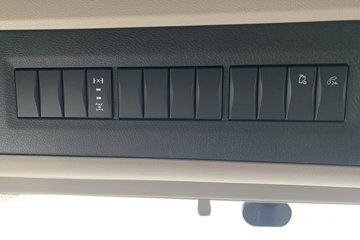 ���������콢KX ���߰� 14.5L LNG 630���� 6X4 ����14�� ǣ����ͼƬ