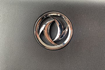 ���������콢KX ���߰� 14.5L LNG 630���� 6X4 ����14�� ǣ����ͼƬ