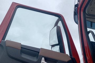 ���������콢KX ���߰� 14.5L LNG 630���� 6X4 ����14�� ǣ����ͼƬ