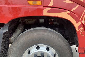 ���������콢KX ���߰� 14.5L LNG 630���� 6X4 ����14�� ǣ����ͼƬ