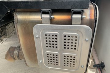 ���������콢KX ���߰� 14.5L LNG 630���� 6X4 ����14�� ǣ����ͼƬ