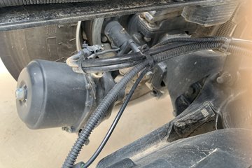 ���������콢KX ���߰� 14.5L LNG 630���� 6X4 ����14�� ǣ����ͼƬ