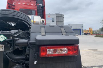 ���������콢KX ���߰� 14.5L LNG 630���� 6X4 ����14�� ǣ����ͼƬ