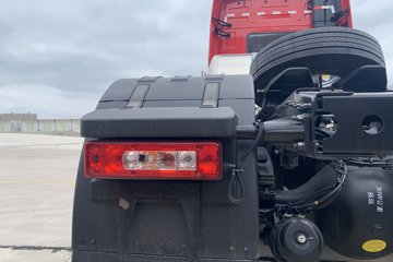 ���������콢KX ���߰� 14.5L LNG 630���� 6X4 ����14�� ǣ����ͼƬ