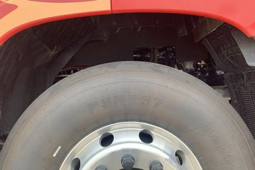 ���������콢KX ���߰� 14.5L LNG 630���� 6X4 ����14�� ǣ����ͼƬ