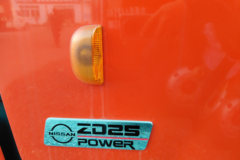 东风 凯普特星云K6-L 标准版 163马力 4.17米单排栏板轻卡(德纳5.5T后桥) 东风 凯普特星云K6-L 标准版 163马力 4.17米单排栏板轻卡(德纳5.5T后桥)