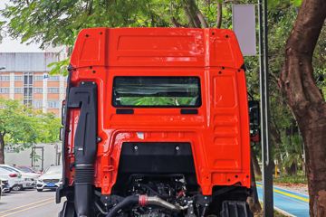 ����HOWO TX7 4.6L���� 245���� 4X2 �й�����8�� 7.8���Ű���ʽ�ػ���ͼƬ