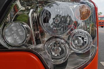 ����HOWO TX7 4.6L���� 245���� 4X2 �й�����8�� 7.8���Ű���ʽ�ػ���ͼƬ