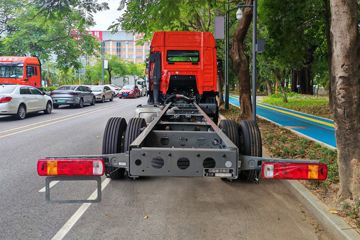 ����HOWO TX7 4.6L���� 245���� 4X2 �й�����8�� 7.8���Ű���ʽ�ػ���ͼƬ