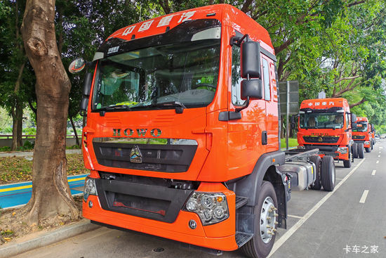 ����HOWO TX7 4.6L���� 245���� 4X2 �й�����8�� 7.8���Ű���ʽ�ػ���