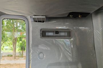 ����HOWO TX7 4.6L���� 245���� 4X2 �й�����8�� 7.8���Ű���ʽ�ػ���ͼƬ