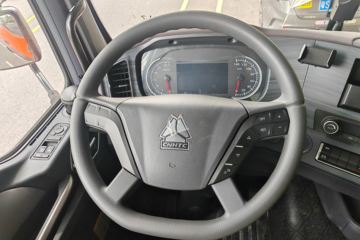 ����HOWO TX7 4.6L���� 245���� 4X2 �й�����8�� 7.8���Ű���ʽ�ػ���ͼƬ