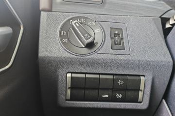 ����HOWO TX7 4.6L���� 245���� 4X2 �й�����8�� 7.8���Ű���ʽ�ػ���ͼƬ