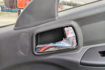 ���������D6 ���ư� 170���� 6�� 4.2�׵��������ῨͼƬ