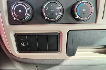 ���������D6 ���ư� 170���� 6�� 4.2�׵��������ῨͼƬ