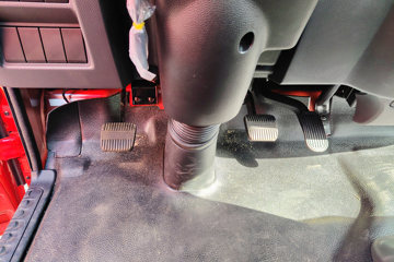 ���������D6 ���ư� 170���� 6�� 4.2�׵��������ῨͼƬ