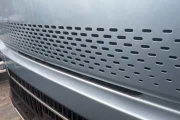 ŷ������3 7L���� 300���� 4X2 ��ʿ��8�� 9.6����ʽ�ػ���ͼƬ