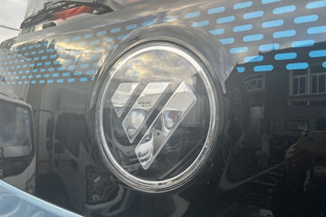 ŷ������3 7L���� 300���� 4X2 ��ʿ��8�� 9.6����ʽ�ػ���ͼƬ