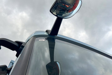 ŷ������3 7L���� 300���� 4X2 ��ʿ��8�� 9.6����ʽ�ػ���ͼƬ