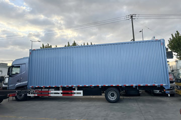 ŷ������3 7L���� 300���� 4X2 ��ʿ��8�� 9.6����ʽ�ػ���ͼƬ