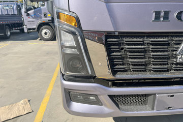 ����HOWOͳ˧ 170���� ��ʿ��8�� 4.15�׵��Ų�դʽ�ῨͼƬ