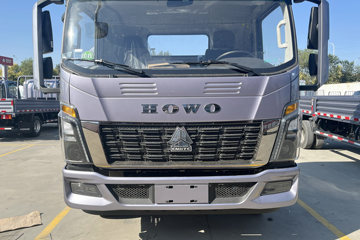 ����HOWOͳ˧ 170���� ��ʿ��8�� 4.15�׵��Ų�դʽ�ῨͼƬ