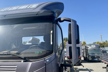 ����HOWOͳ˧ 170���� ��ʿ��8�� 4.15�׵��Ų�դʽ�ῨͼƬ