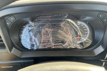 ����HOWOͳ˧ 170���� ��ʿ��8�� 4.15�׵��Ų�դʽ�ῨͼƬ