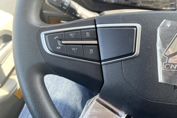 ����HOWOͳ˧ 170���� ��ʿ��8�� 4.15�׵��Ų�դʽ�ῨͼƬ