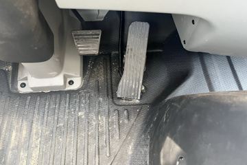 ����HOWOͳ˧ 170���� ��ʿ��8�� 4.15�׵��Ų�դʽ�ῨͼƬ