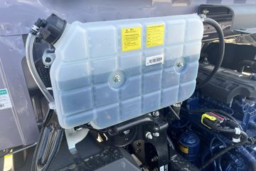 ����HOWOͳ˧ 170���� ��ʿ��8�� 4.15�׵��Ų�դʽ�ῨͼƬ