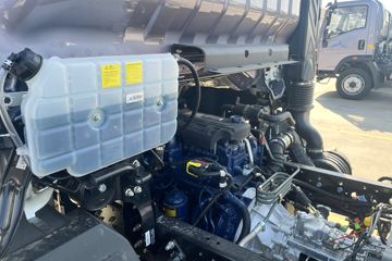 ����HOWOͳ˧ 170���� ��ʿ��8�� 4.15�׵��Ų�դʽ�ῨͼƬ