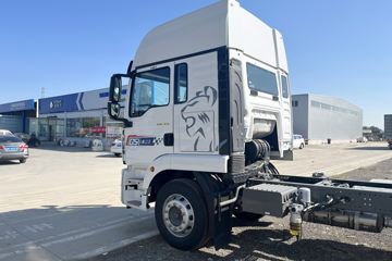 �����ǵ¿�SITRAK G5 ȫ��֮�� 6.9L���� 290���� 4X2 �й�����10�� AMT�Զ��� 9.6����ʽ�ػ���ͼƬ