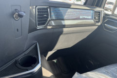 重汽汕德卡SITRAK G5 全勤之王 6.9L柴油 290马力 4X2 中国重汽10档 AMT自动档 9.6米厢式载货车 重汽汕德卡SITRAK G5 全勤之王 6.9L柴油 290马力 4X2 中国重汽10档 AMT自动档 9.6米厢式载货车