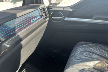 �����ǵ¿�SITRAK G5 ȫ��֮�� 6.9L���� 290���� 4X2 �й�����10�� AMT�Զ��� 9.6����ʽ�ػ���ͼƬ