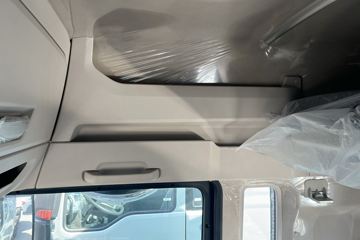 �����ǵ¿�SITRAK G7S 14.6L LNG 560���� 6X4 �й�����16�� AMT�Զ��� ǣ����ͼƬ