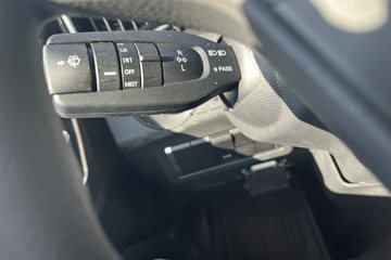 �����ǵ¿�SITRAK G7S 14.6L LNG 560���� 6X4 �й�����16�� AMT�Զ��� ǣ����ͼƬ