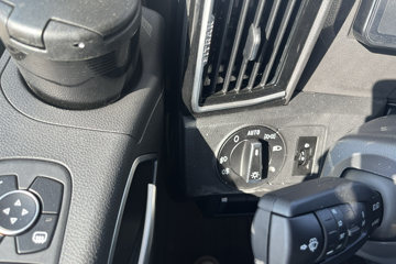 �����ǵ¿�SITRAK G7S 14.6L LNG 560���� 6X4 �й�����16�� AMT�Զ��� ǣ����ͼƬ