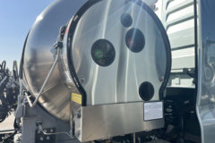 重汽汕德卡SITRAK G7S 14.6L LNG 560马力 6X4 中国重汽16档 AMT自动档 牵引车