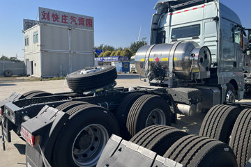 �����ǵ¿�SITRAK G7S 14.6L LNG 560���� 6X4 �й�����16�� AMT�Զ��� ǣ����ͼƬ