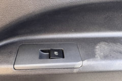 重汽HOWO悍将M 2.3L柴油 140马力 万里扬5档 4.15米单排厢式轻卡