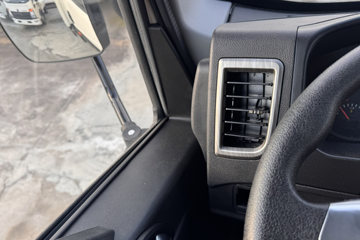 ����HOWO�Ῠ����M 2.3L���� 140���� ������5�� 4.15�׵�����ʽ�ῨͼƬ
