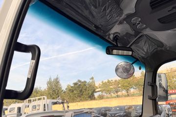 ����HOWO�Ῠ����M 2.3L���� 140���� ������5�� 4.15�׵�����ʽ�ῨͼƬ