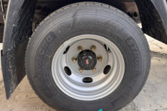 重汽HOWO悍将M 2.3L柴油 140马力 万里扬5档 4.15米单排厢式轻卡